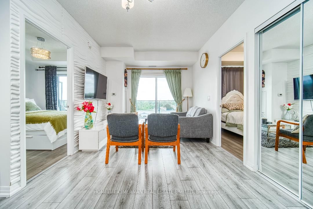 741 Sheppard Ave W, #707