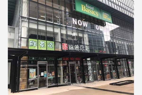 4750 Yonge St, Toronto
