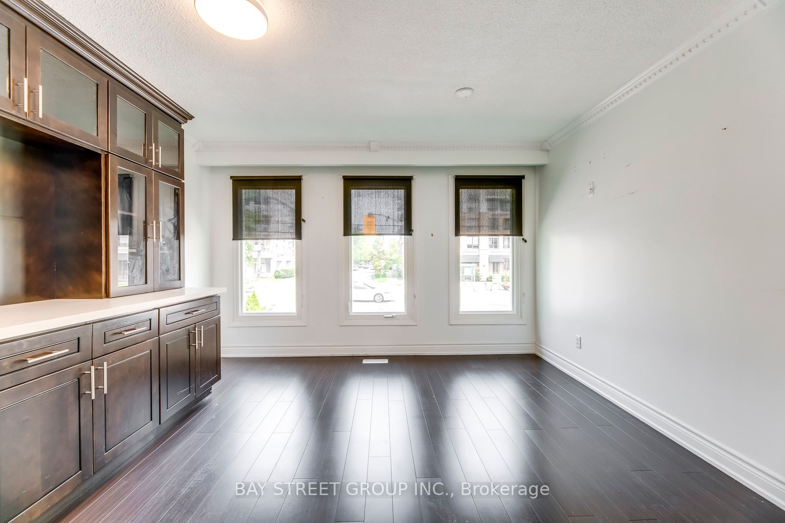 765 Sheppard Ave W