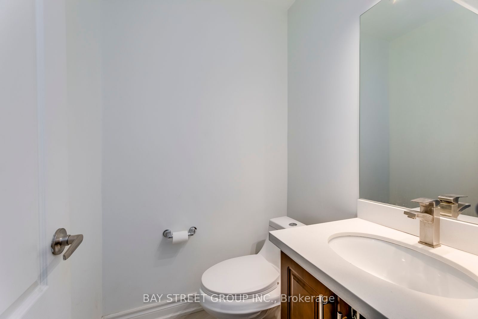 765 Sheppard Ave W