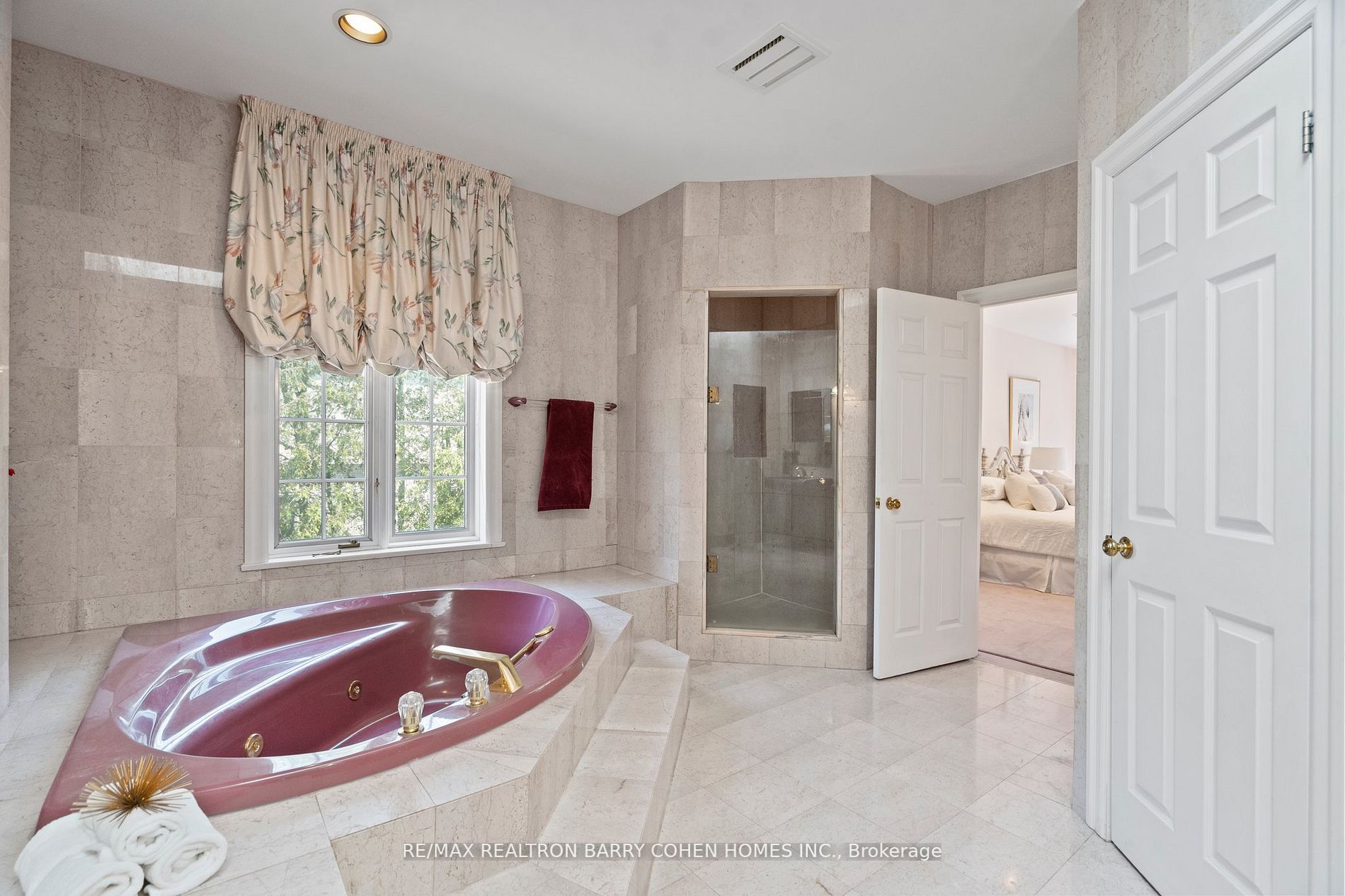 5 Sandfield Road
