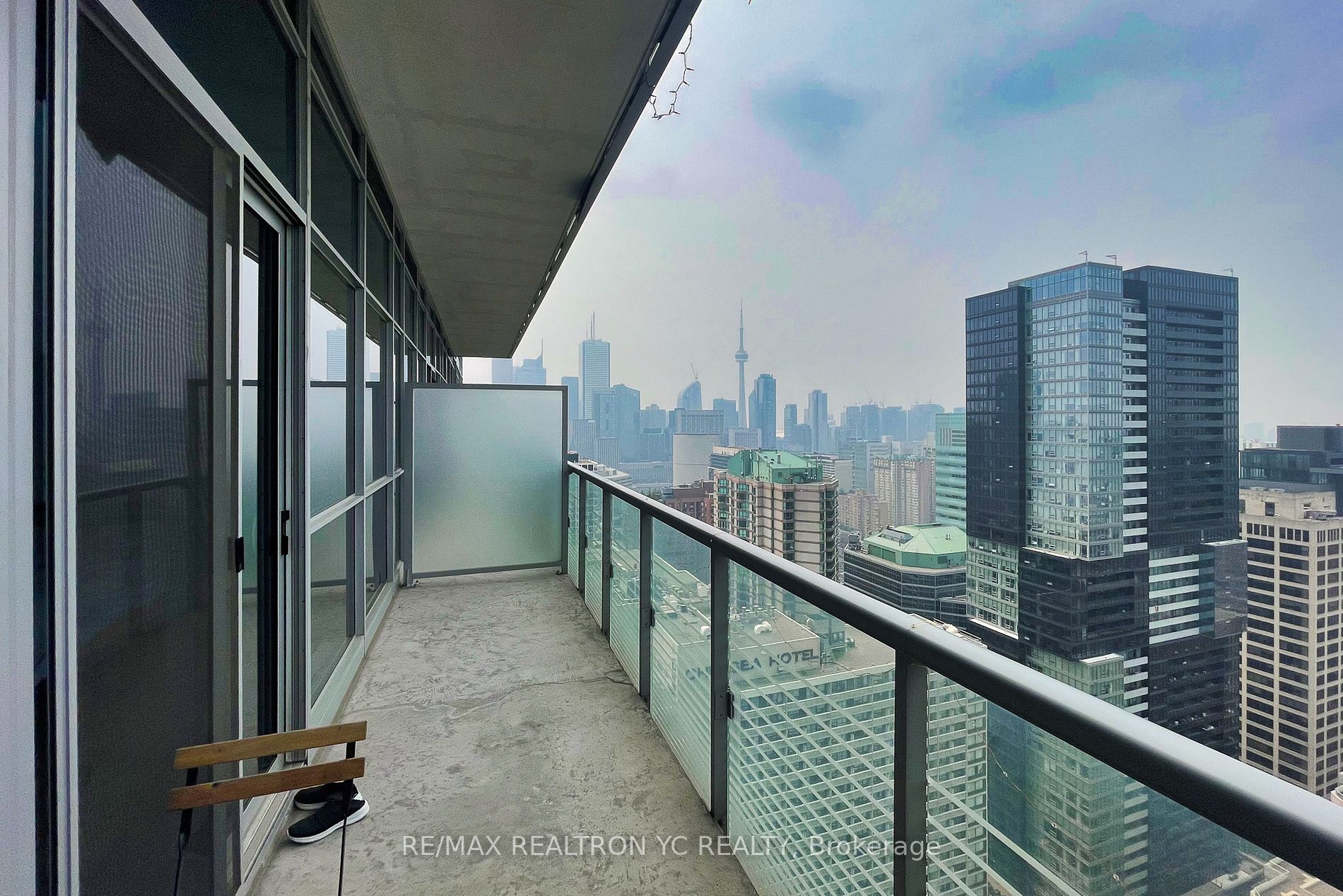 386 Yonge St, #3513