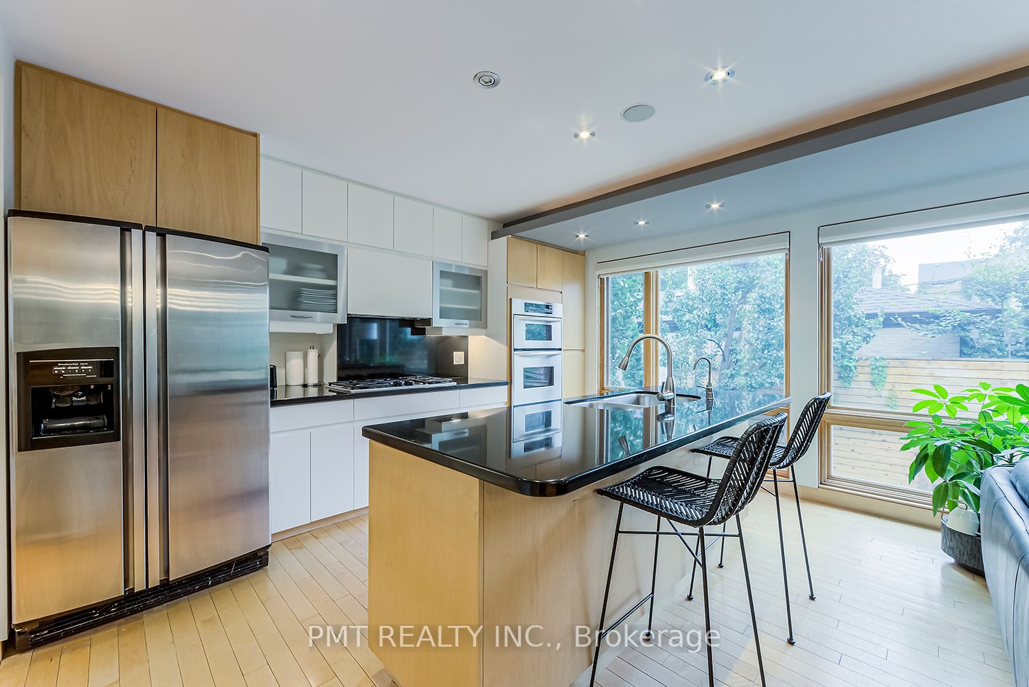 Listing C6692444 - Large Photo # 19