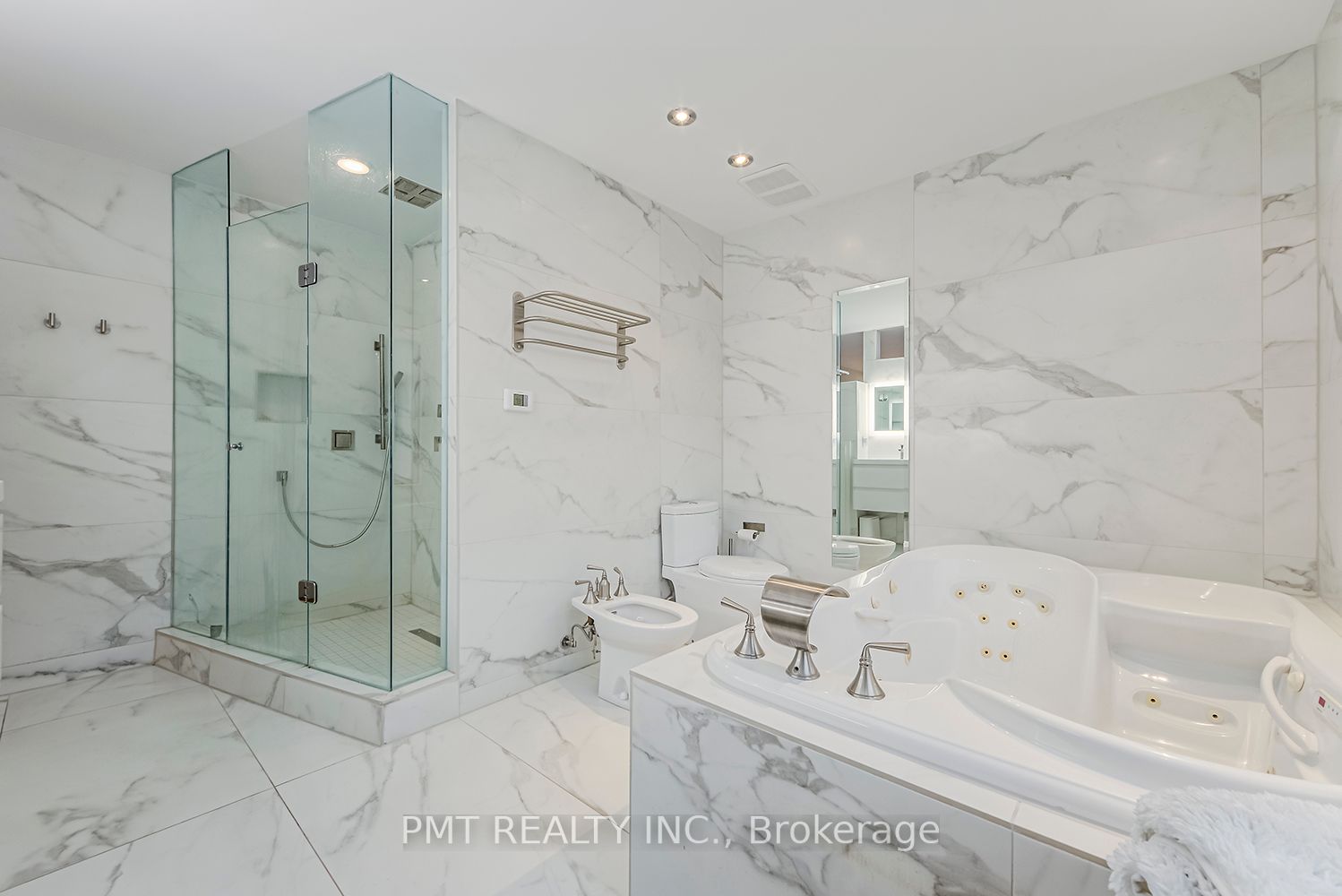 Listing C6692444 - Large Photo # 33