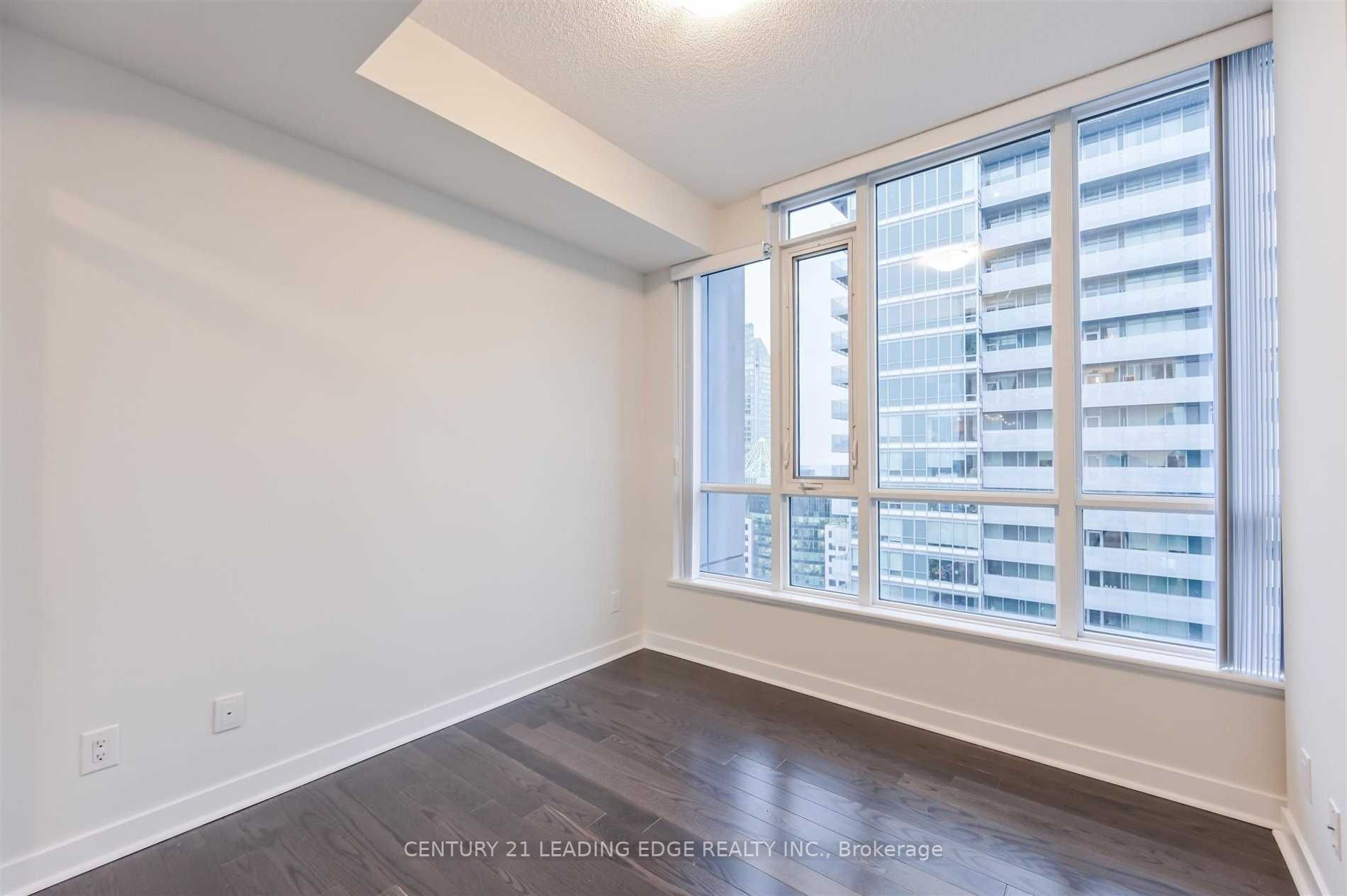 295 Adelaide St W, #4109