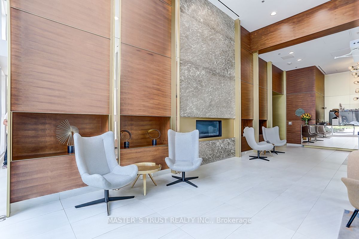 455 Front St E, #N408