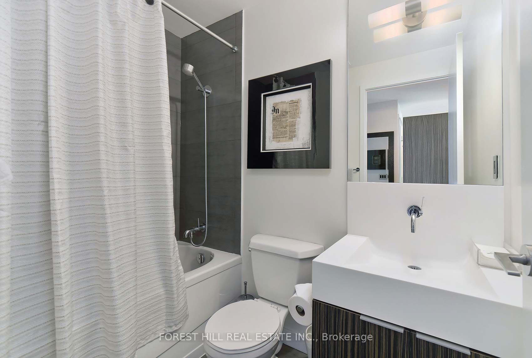 110 Charles St E, #2803