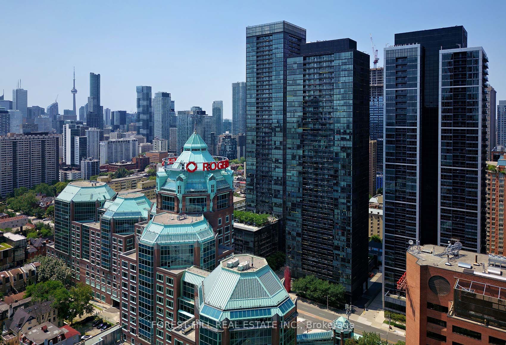 110 Charles St E, #2803