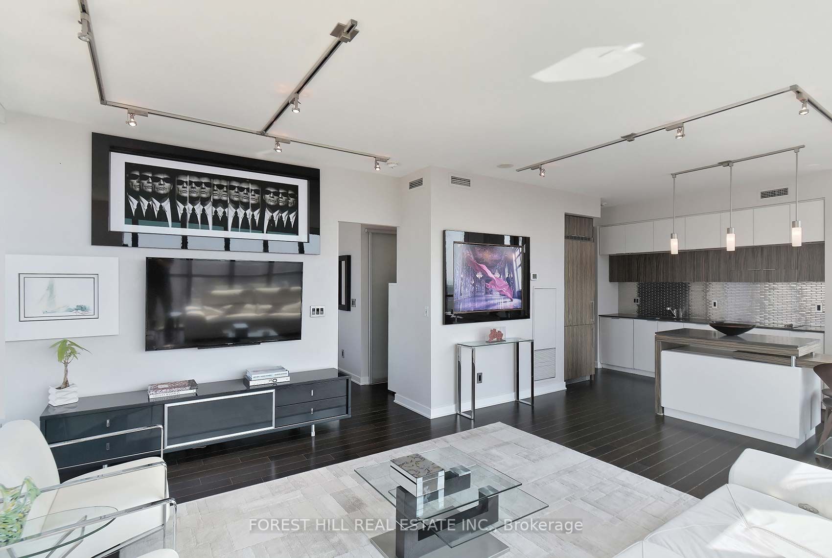 110 Charles St E, #2803