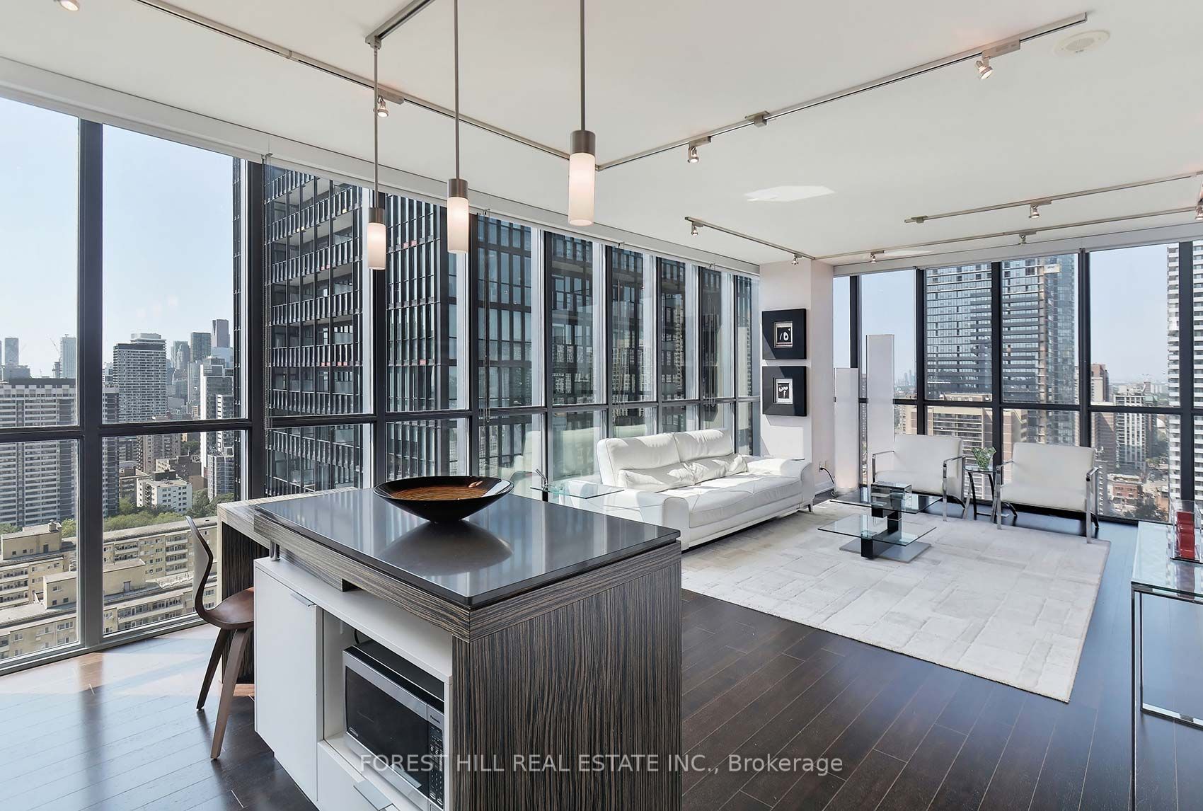 110 Charles St E, #2803