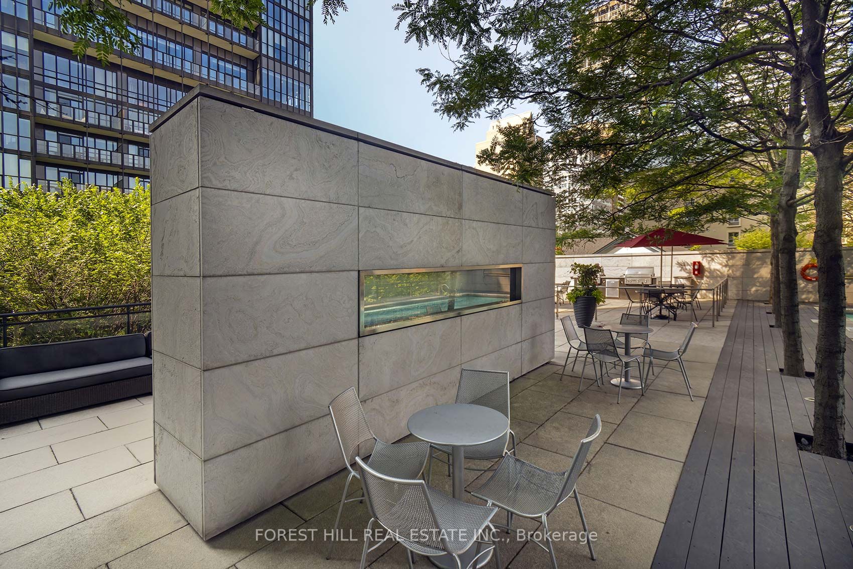 110 Charles St E, #2803