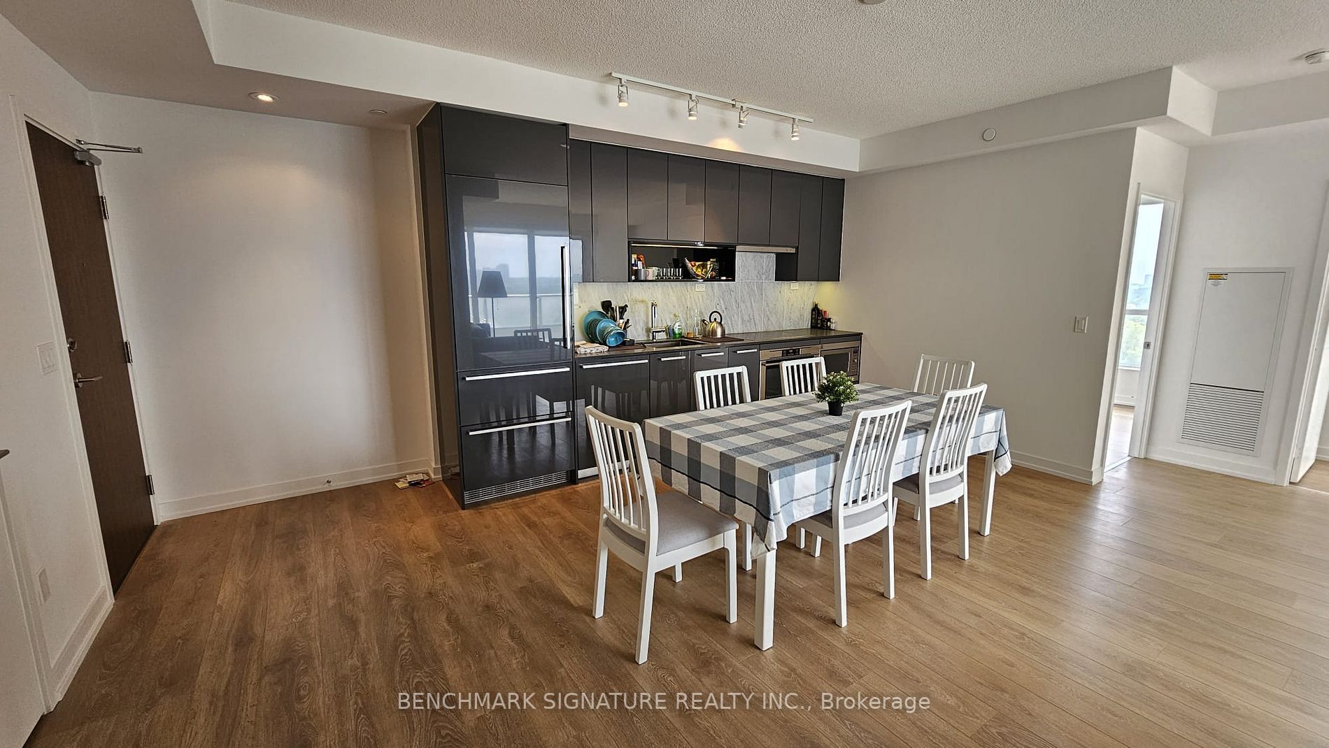 115 Mcmahon Dr, #2211