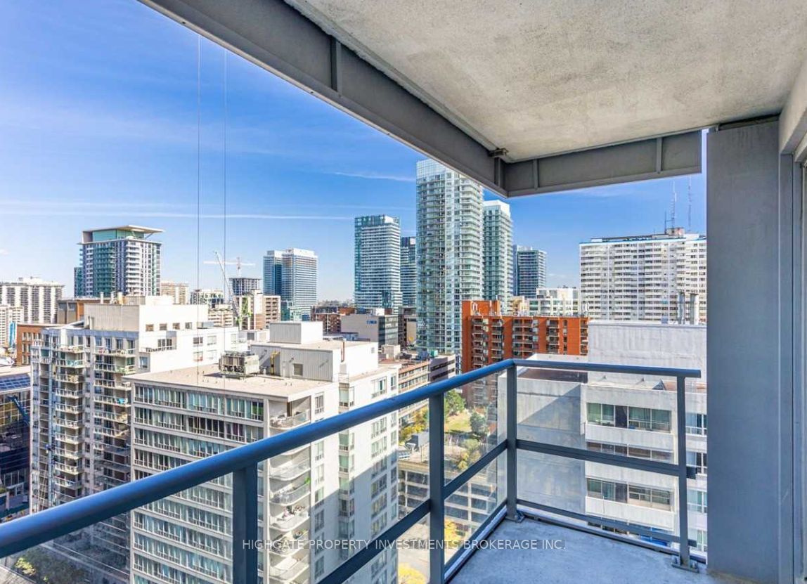 2191 Yonge St, #2111