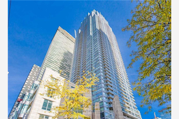2191 Yonge St, Toronto