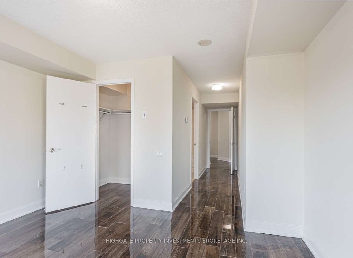 2191 Yonge St, #2111