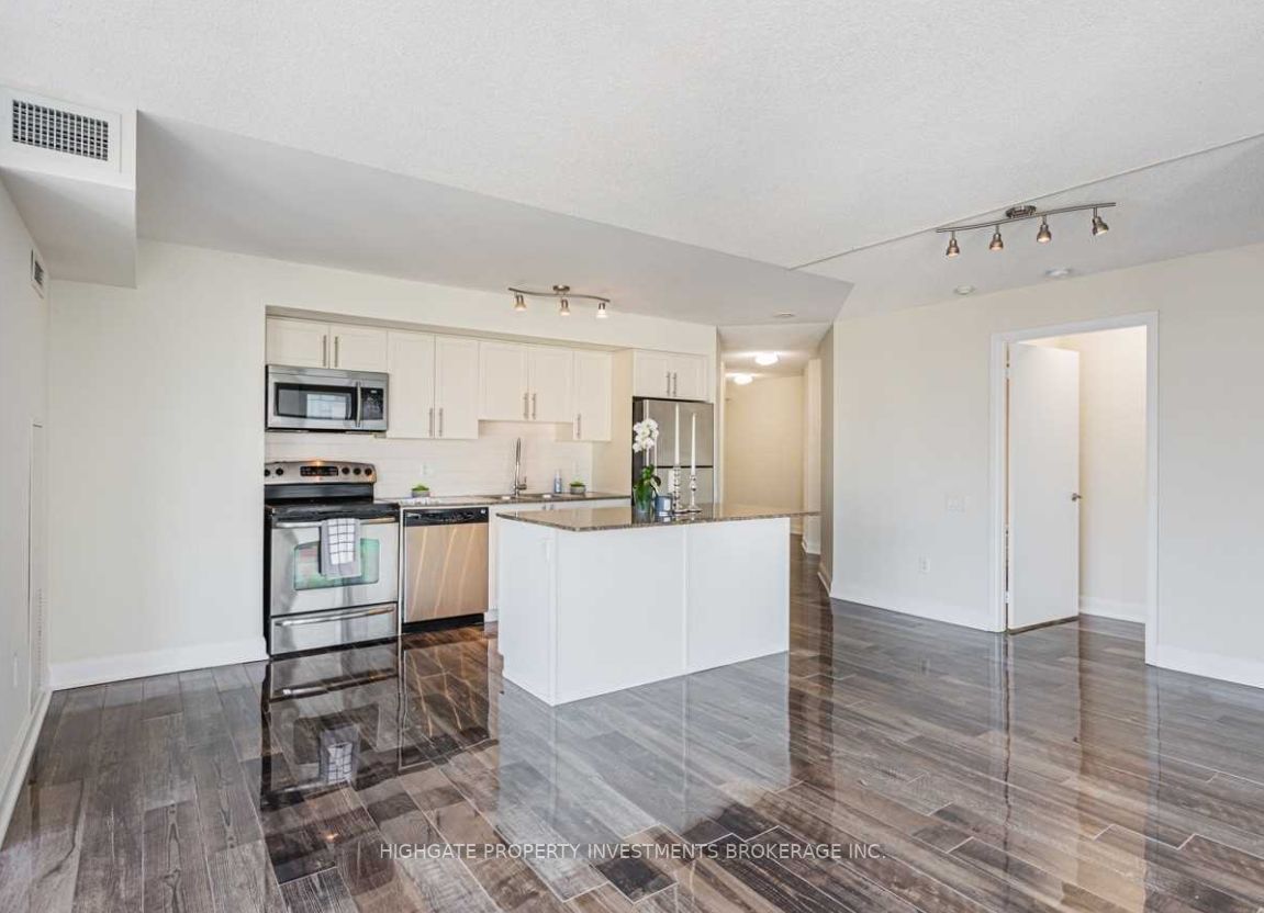 2191 Yonge St, #2111