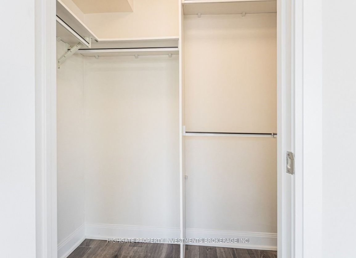 2191 Yonge St, #2111