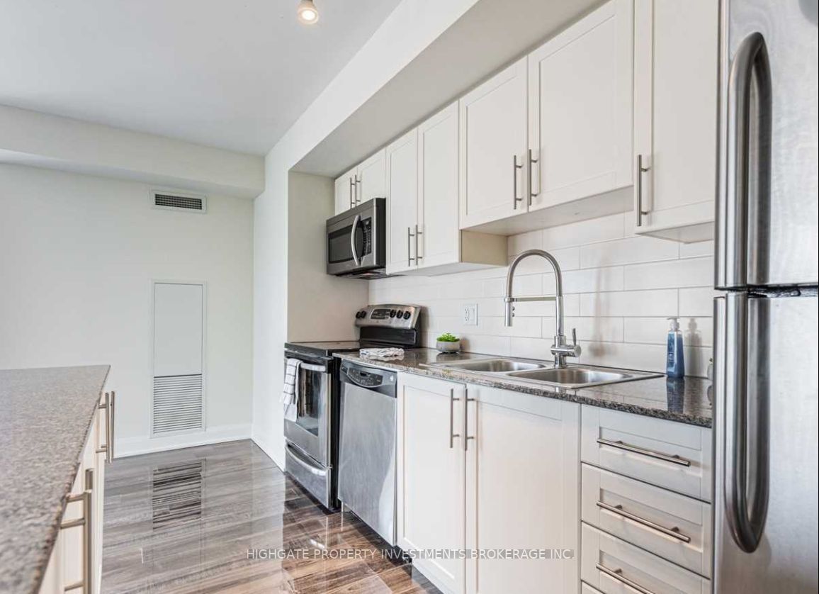 2191 Yonge St, #2111