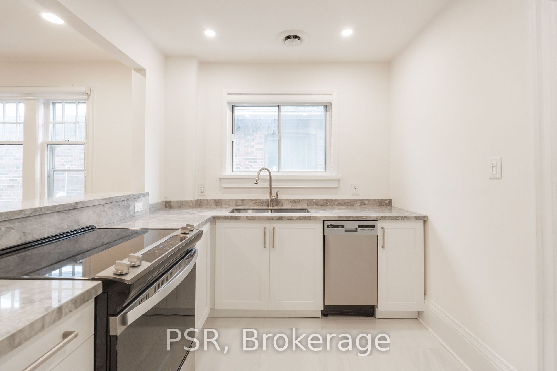 25 Coulson Ave