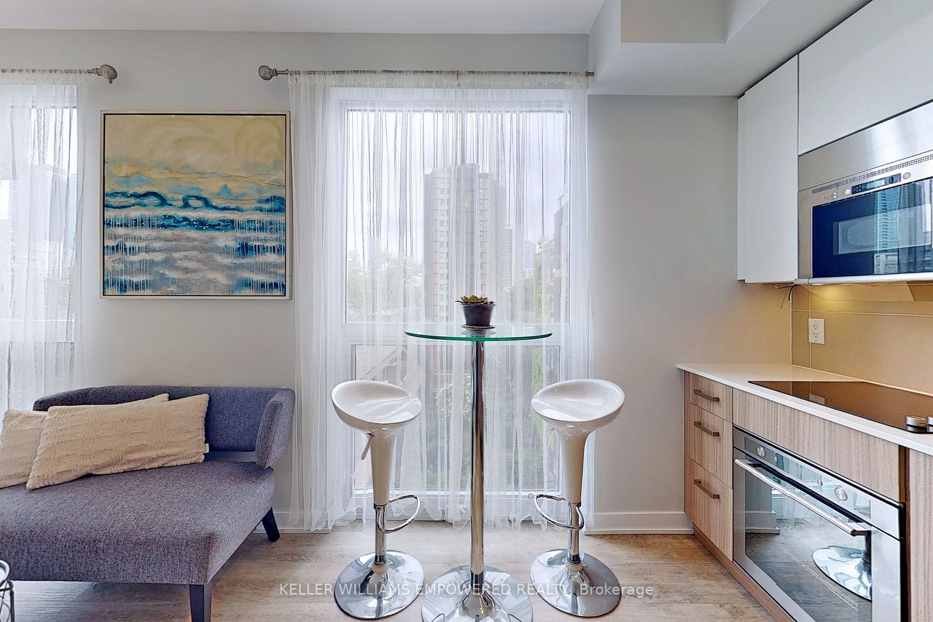 17 Dundonald St, #506