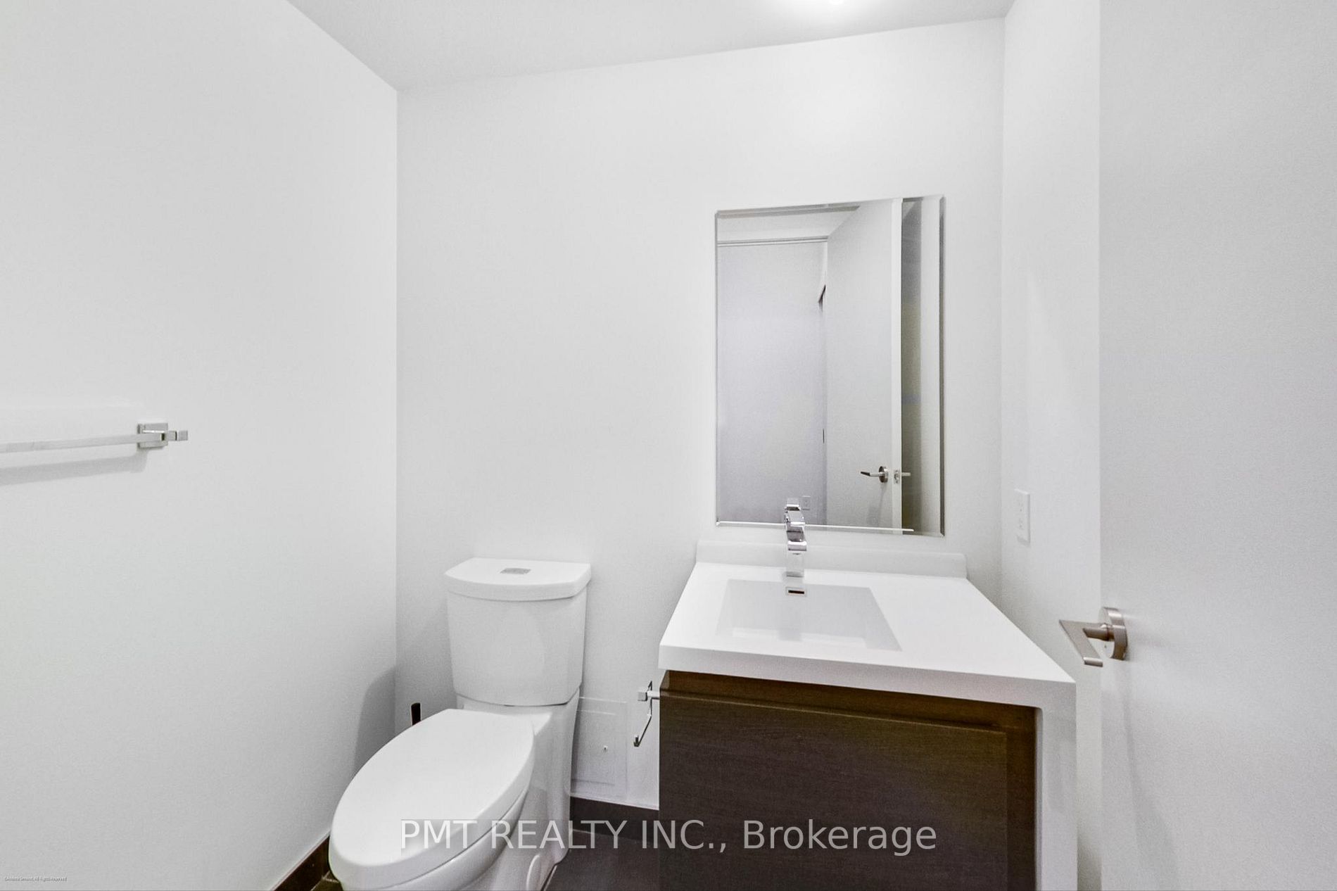 Listing C6693744 - Large Photo # 27