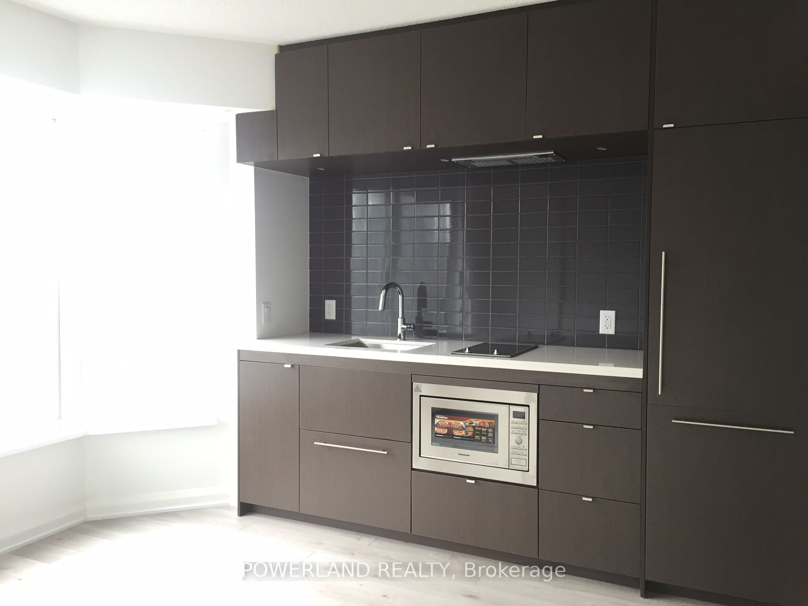 155 Yorkville Ave, #2111