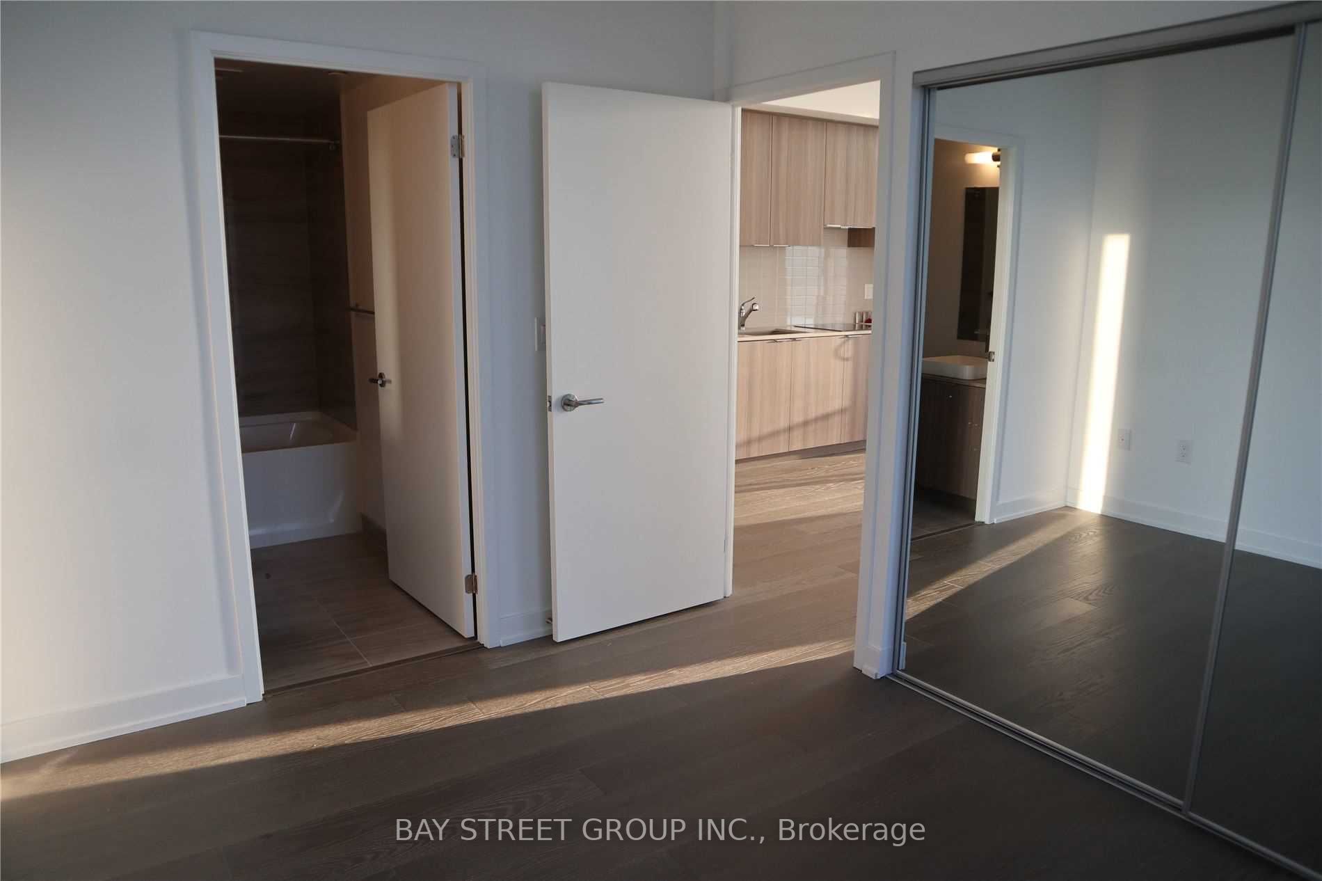 11 Wellesley Street W, #2908