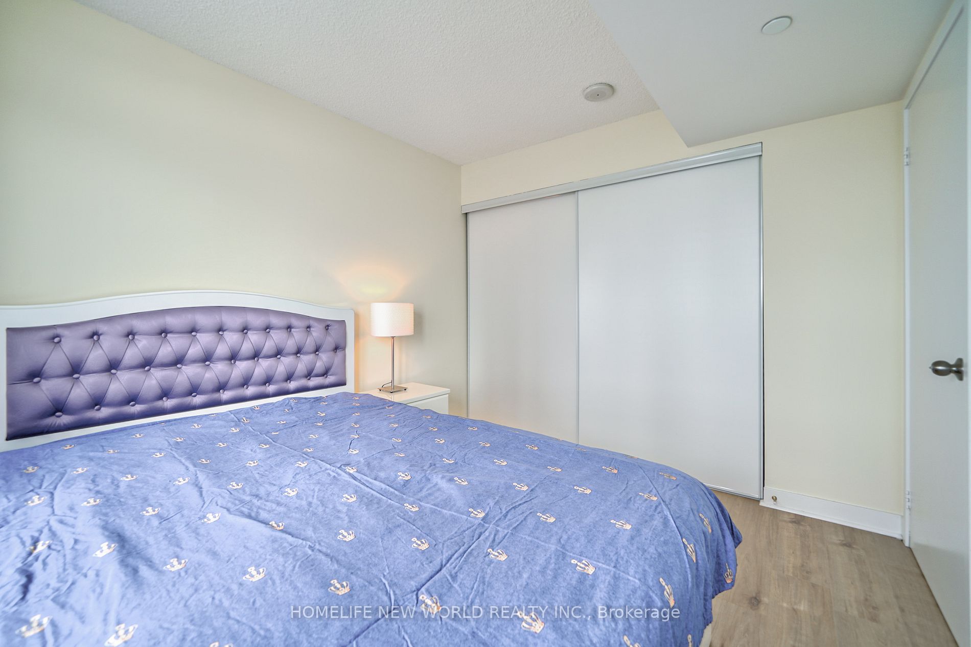 72 Esther Shiner Blvd, #1515