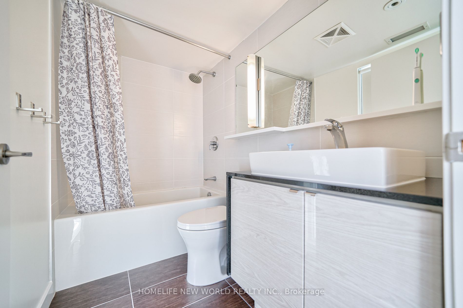 72 Esther Shiner Blvd, #1515