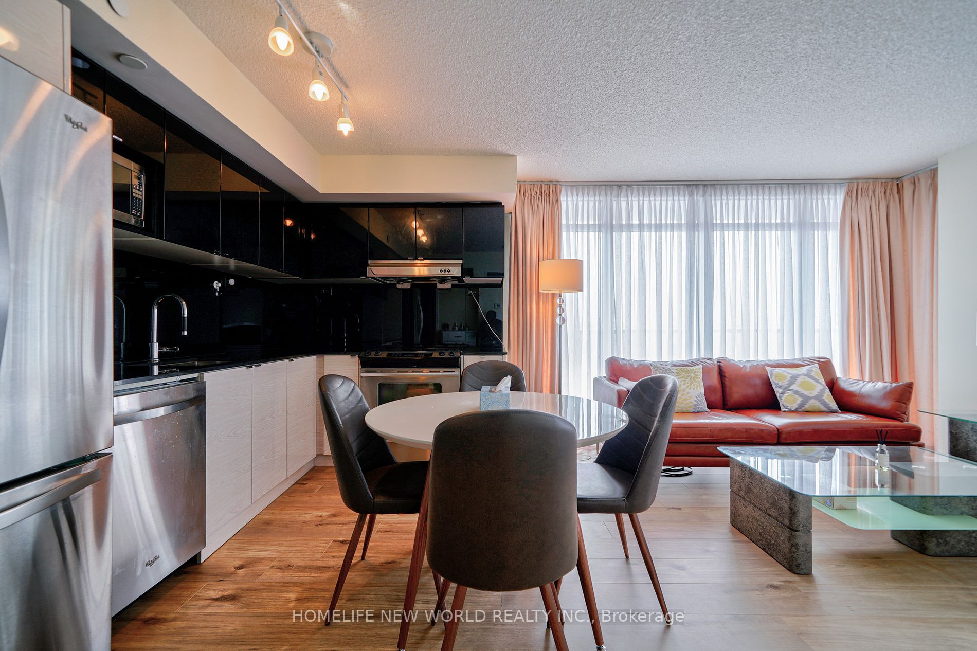 72 Esther Shiner Blvd, #1515