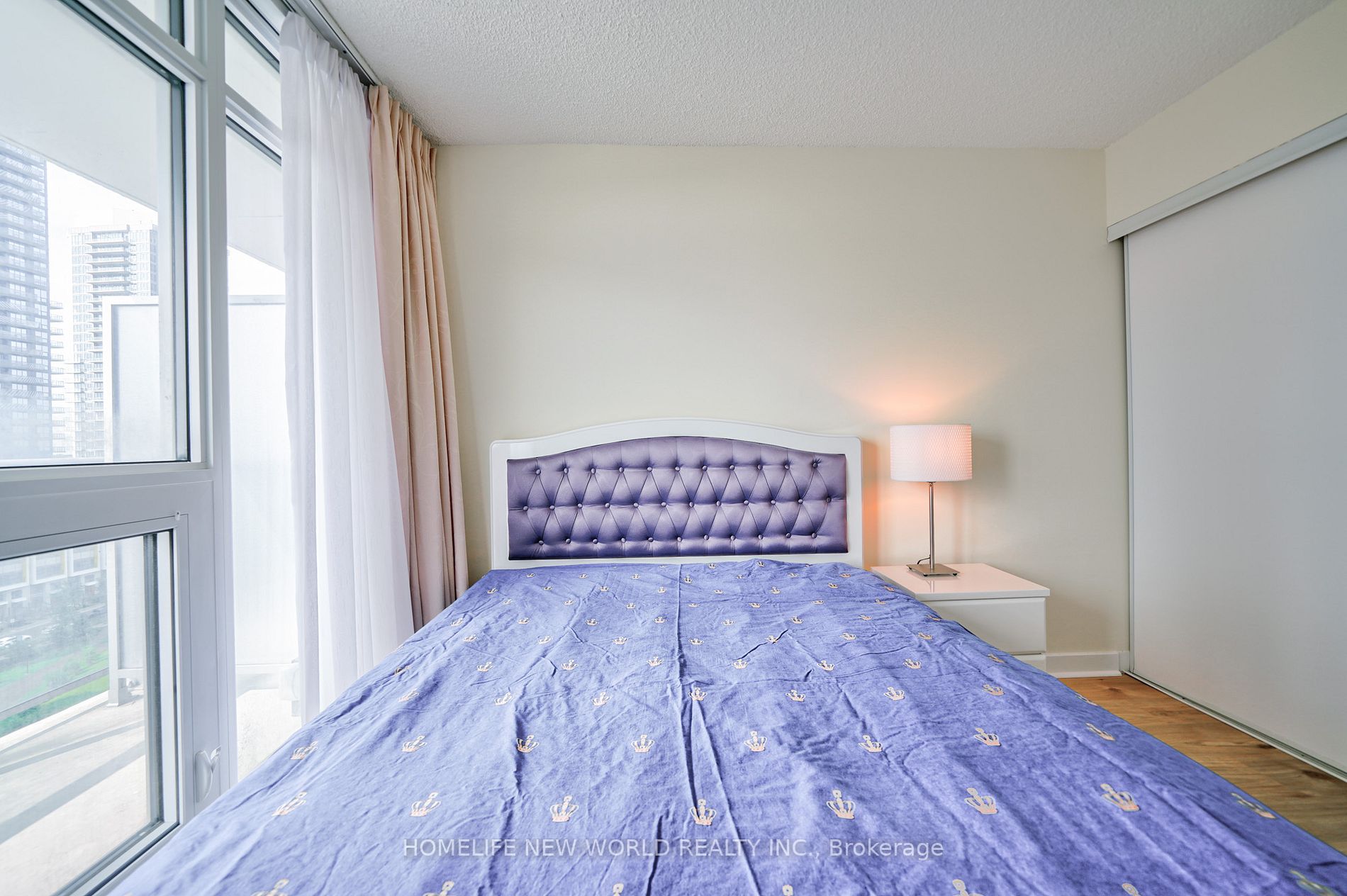 72 Esther Shiner Blvd, #1515