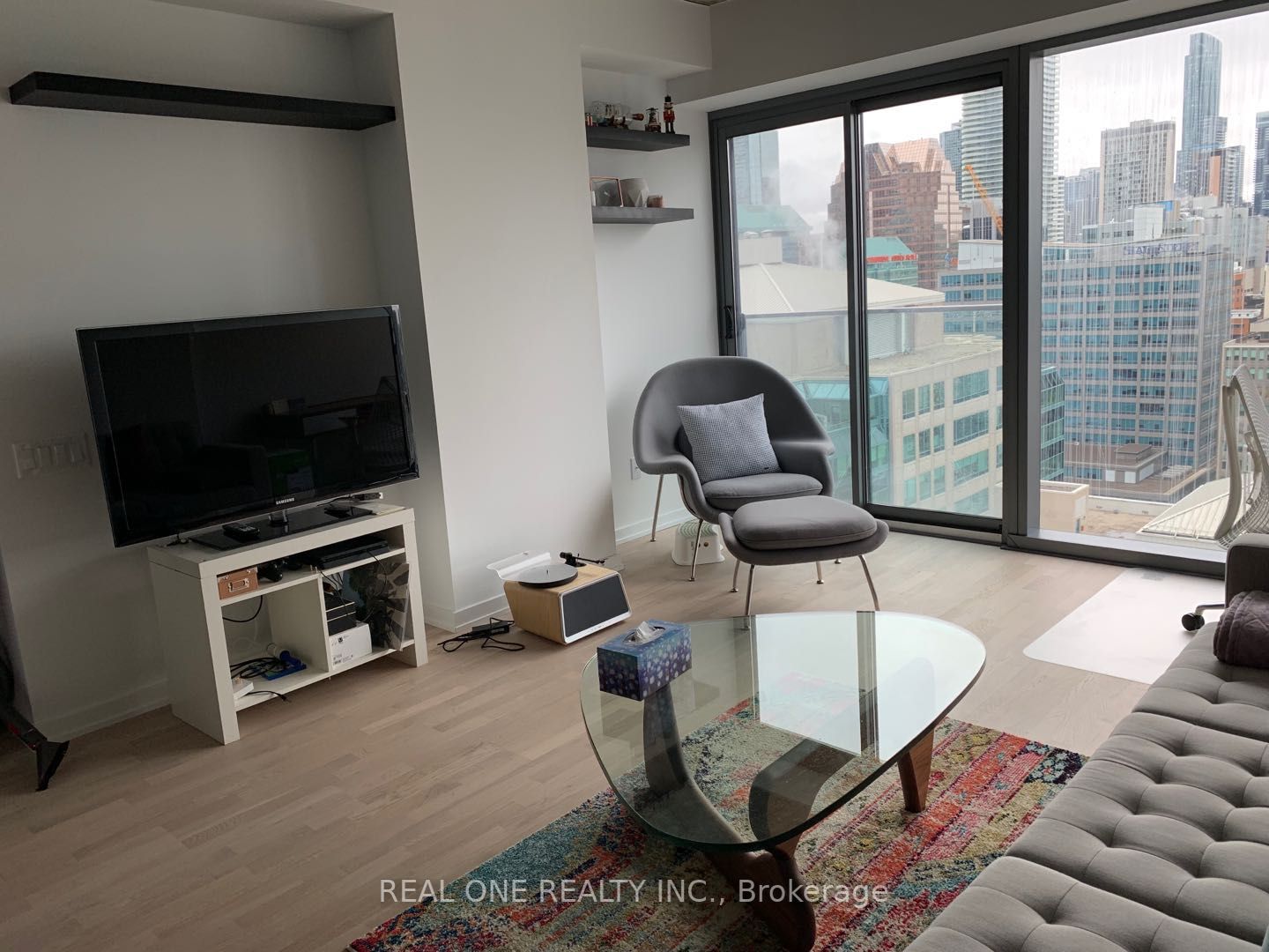 60 Colborne St, #2306