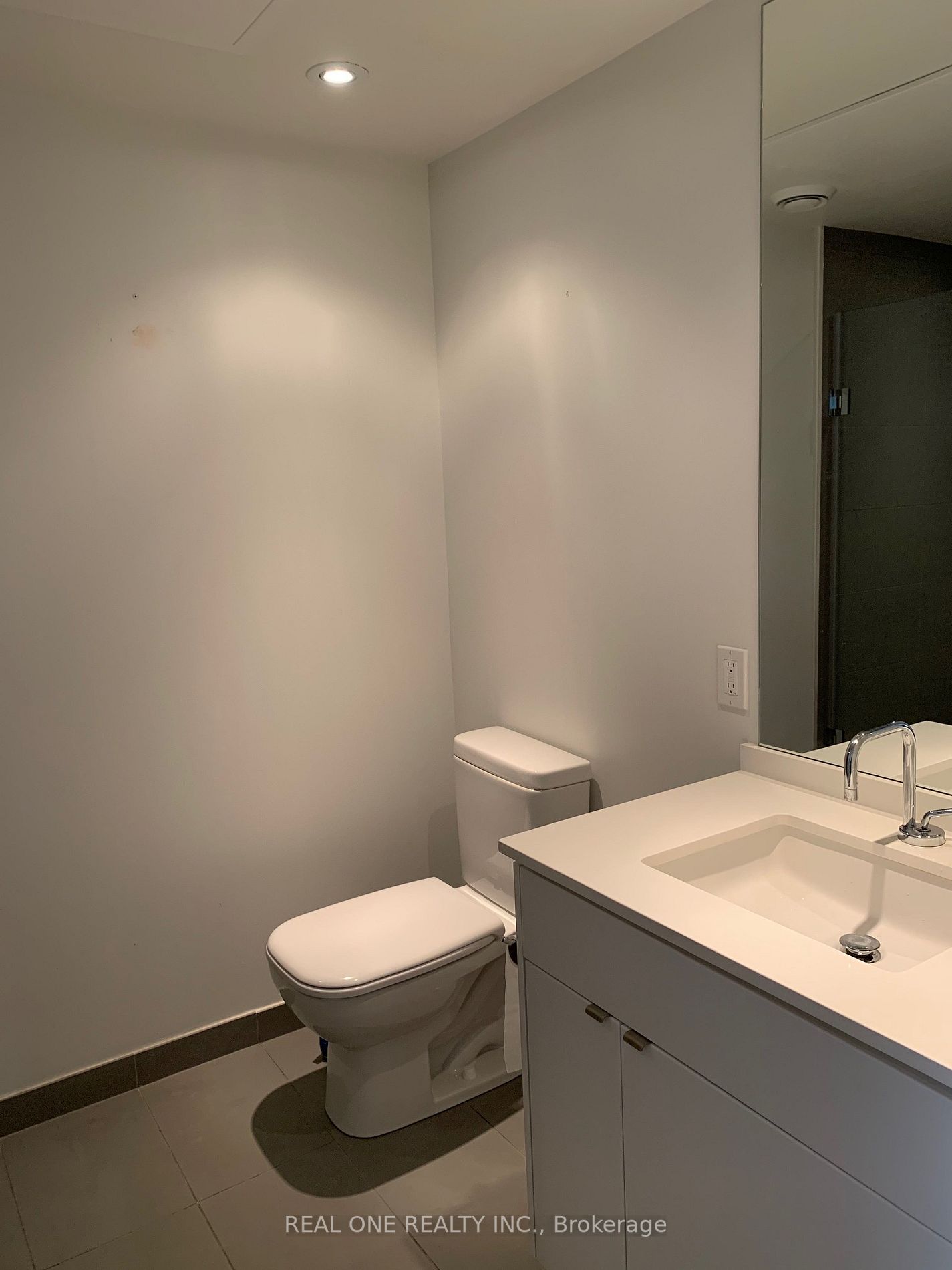 60 Colborne St, #2306