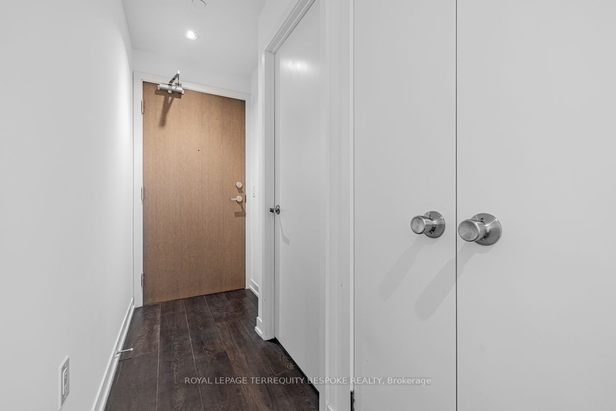Listing C6694162 - Large Photo # 29