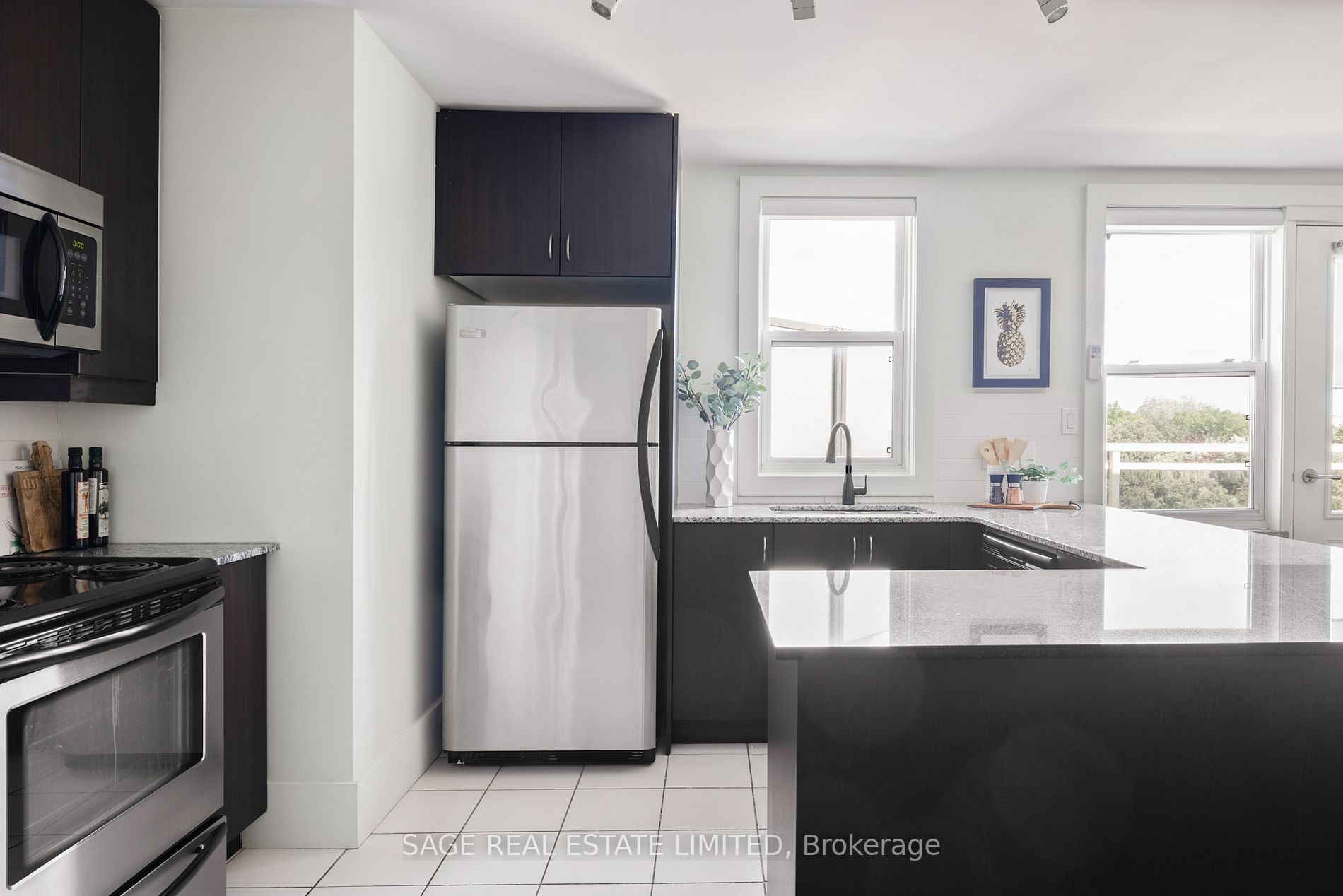 2603 Bathurst St, #601