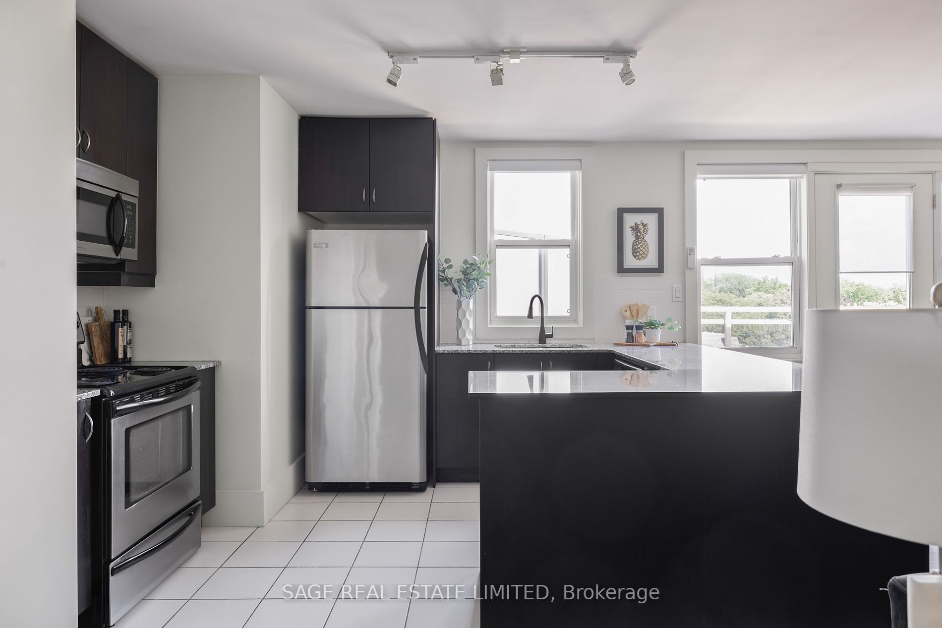 2603 Bathurst St, #601