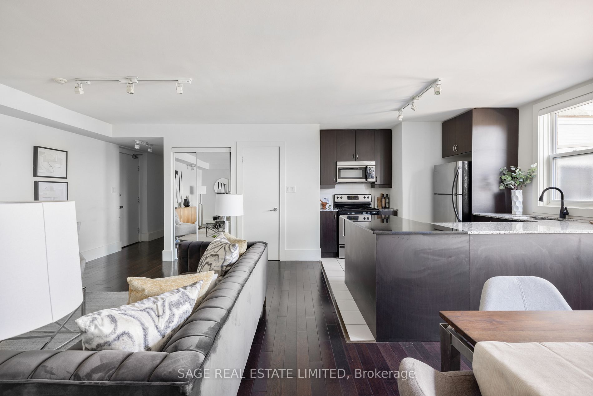 2603 Bathurst St, #601