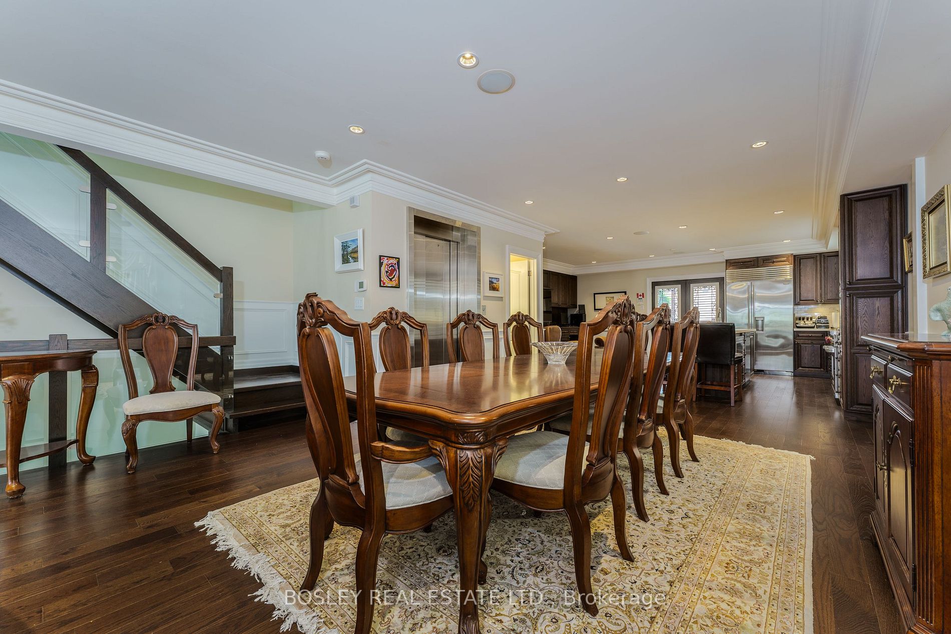 52 Donegall Dr