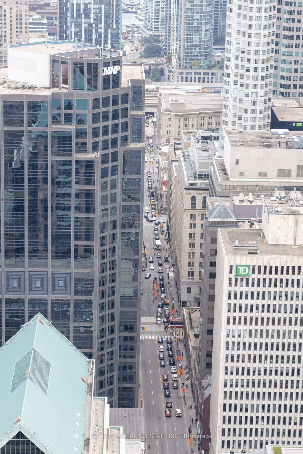 197 Yonge St, #5409