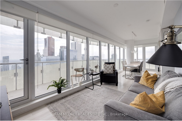 197 Yonge St, Toronto