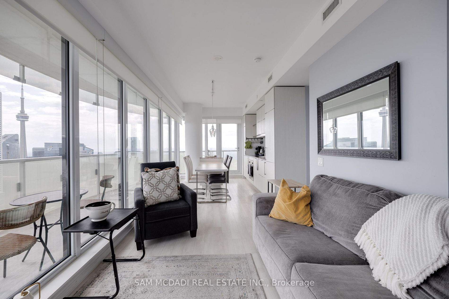 197 Yonge St, #5409