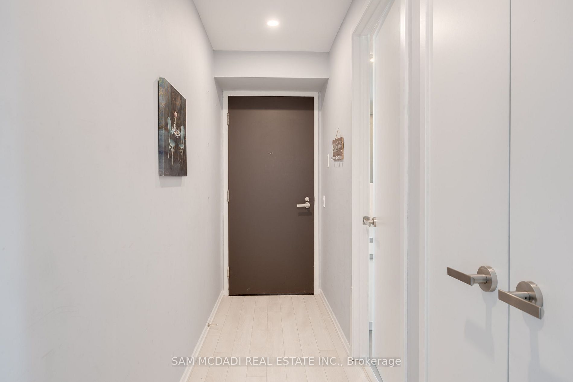 197 Yonge St, #5409