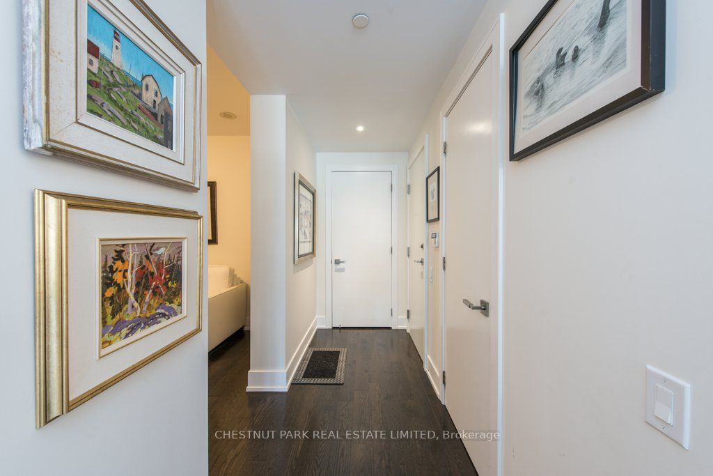 170 Avenue Rd, #211