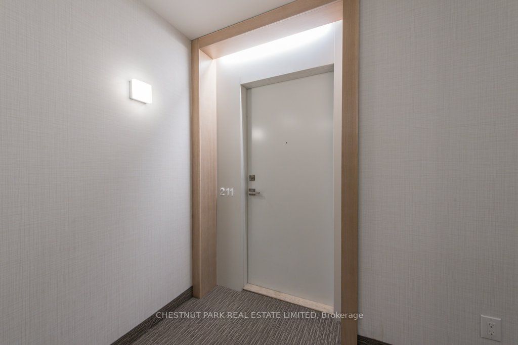 170 Avenue Rd, #211