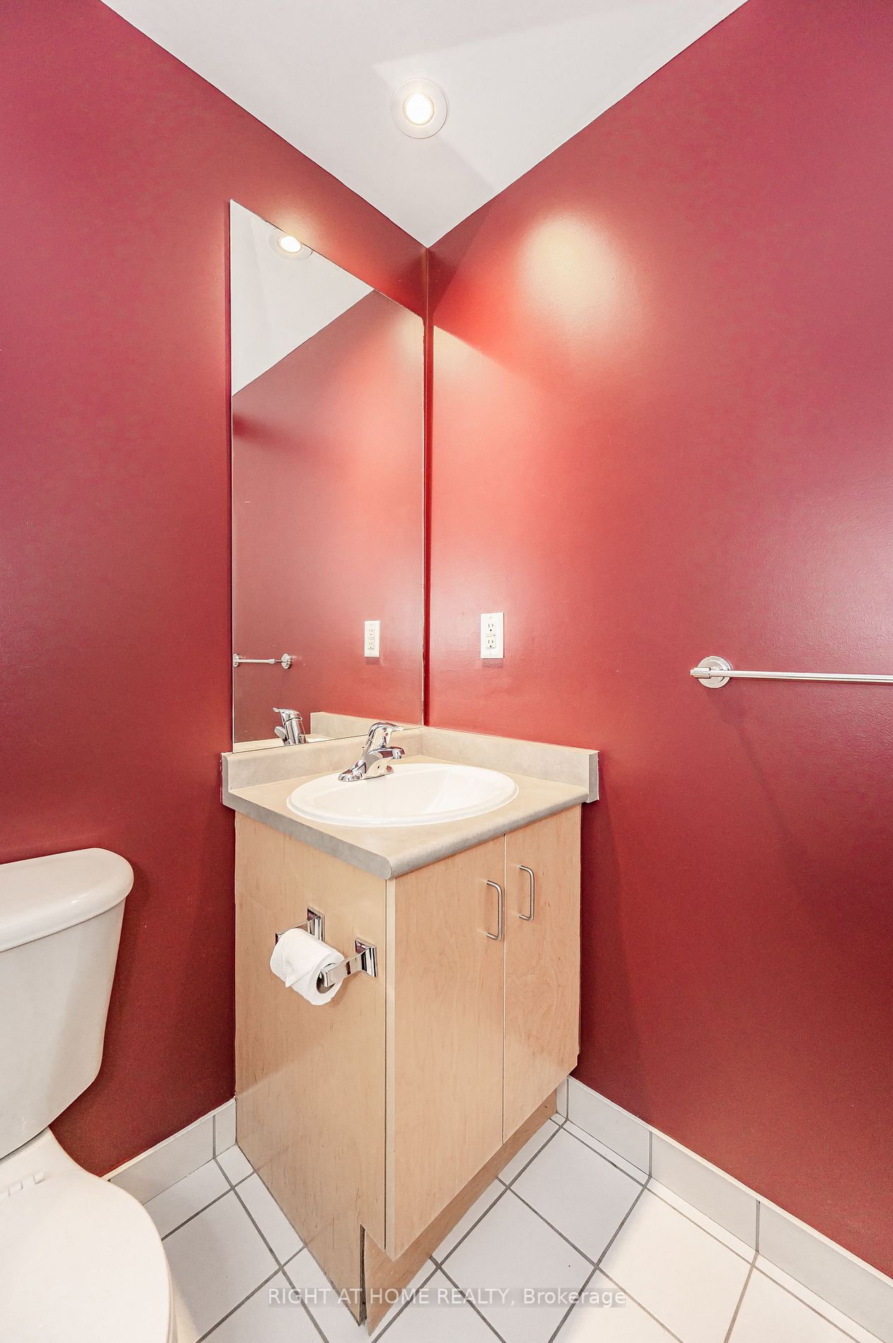 281 Mutual St, #1701