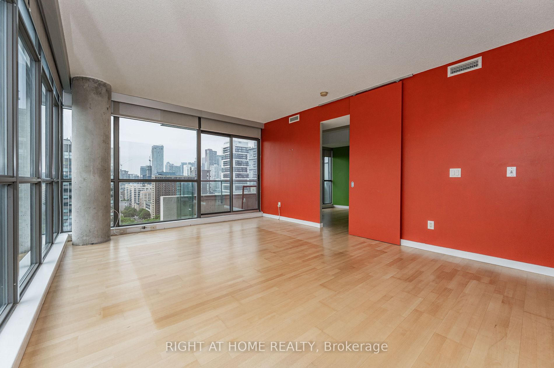 281 Mutual St, #1701