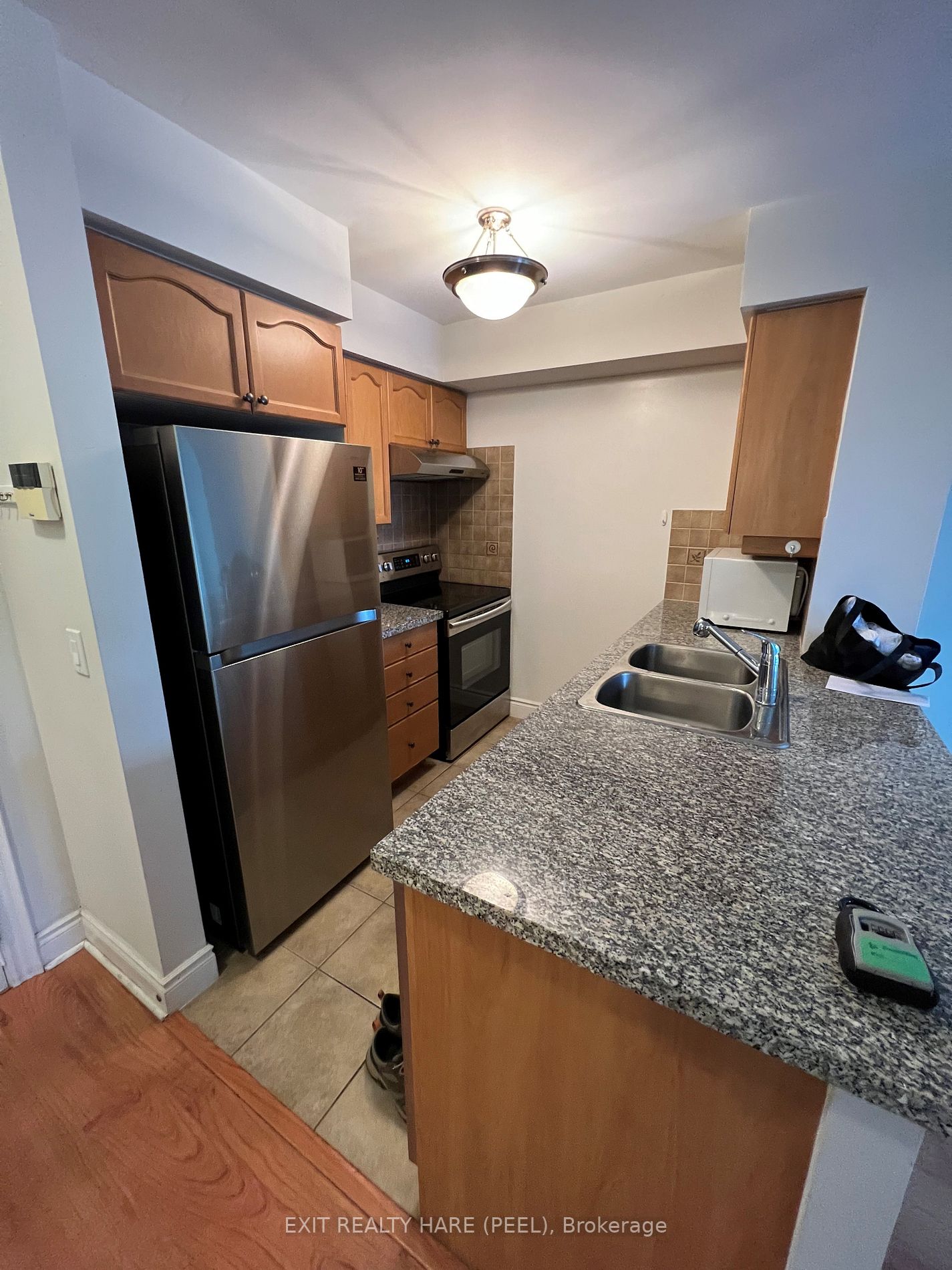 15 Greenview Ave, #307