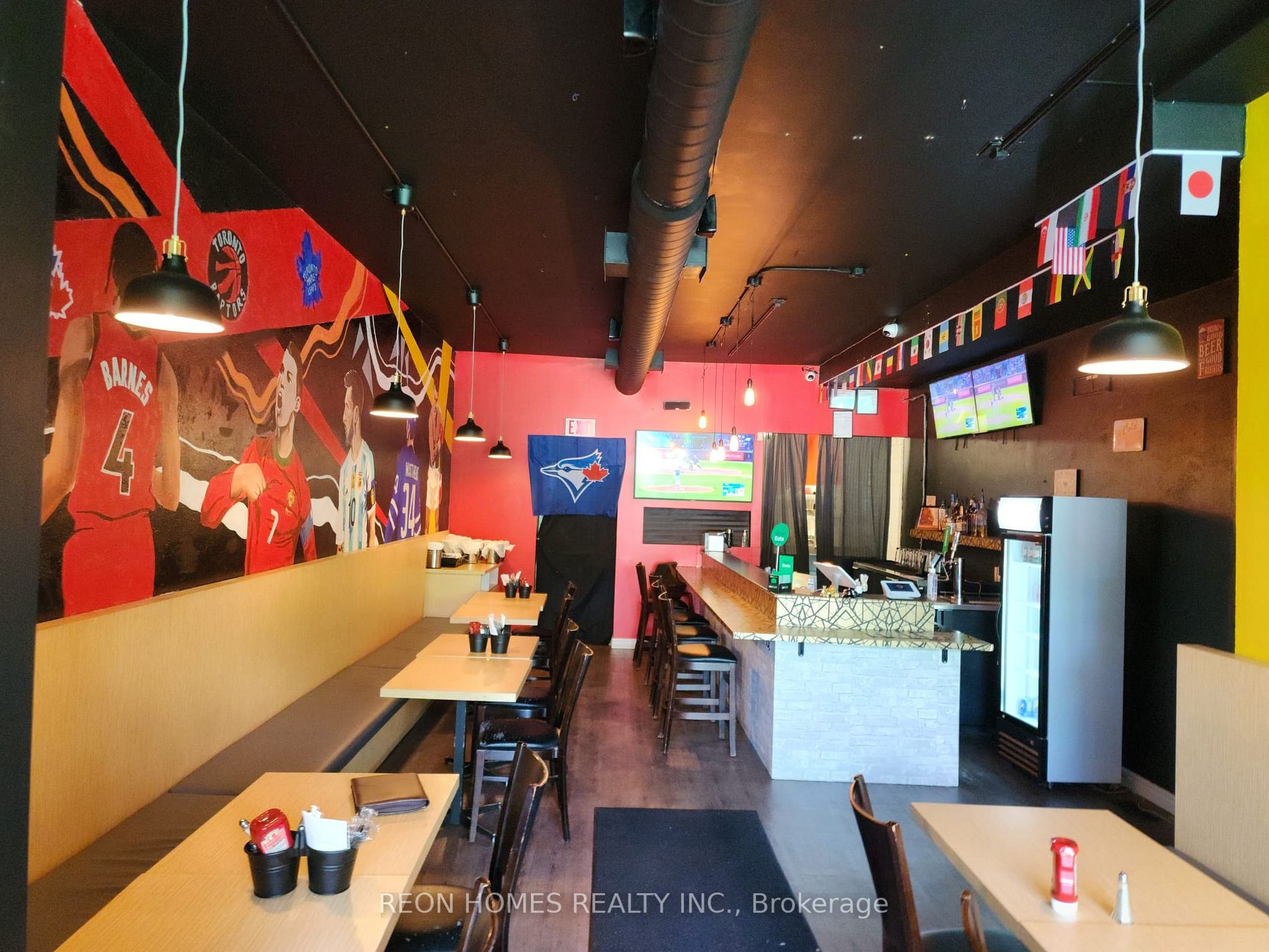 Listing C6695838 - Large Photo # 3