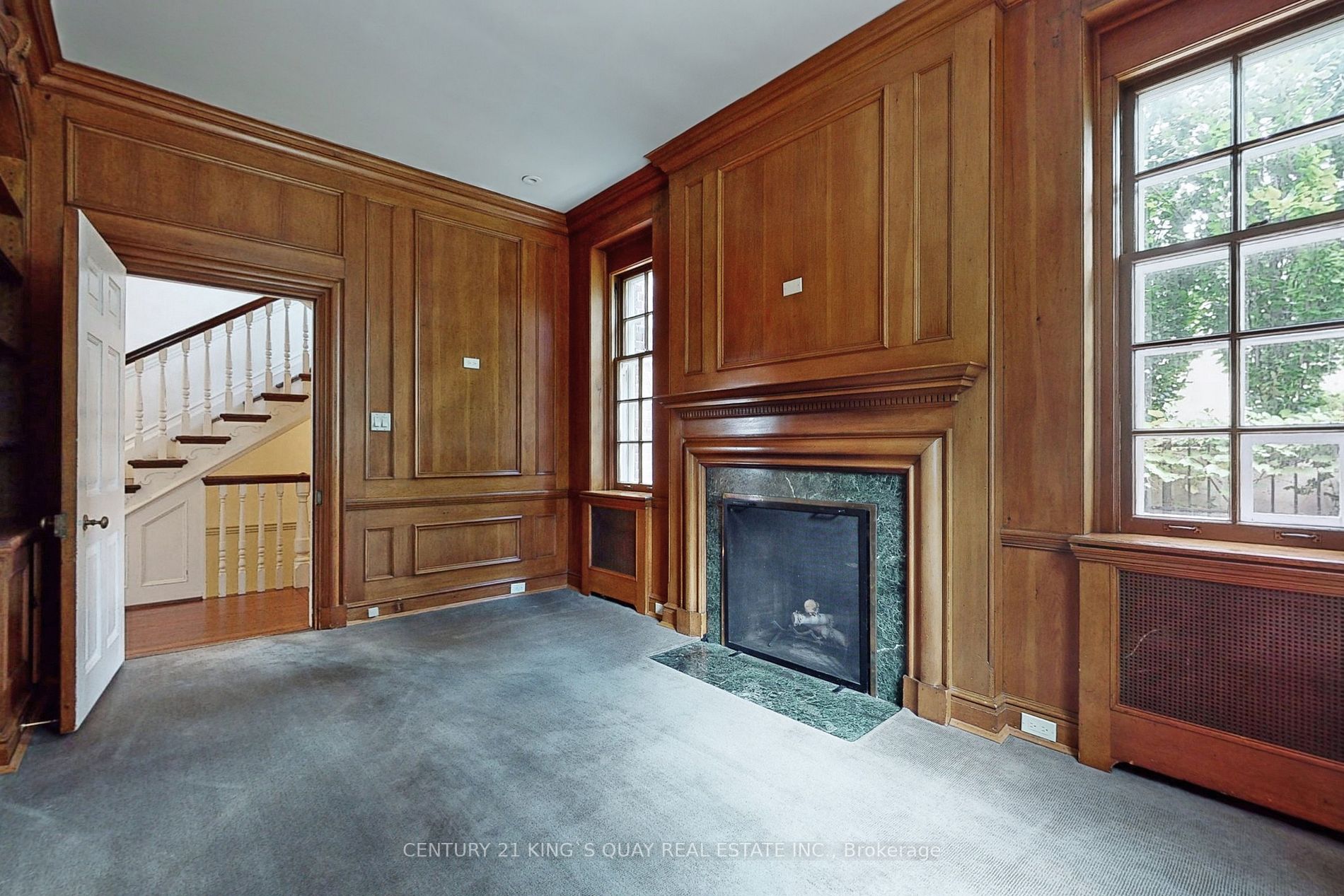 435 Russell Hill Rd