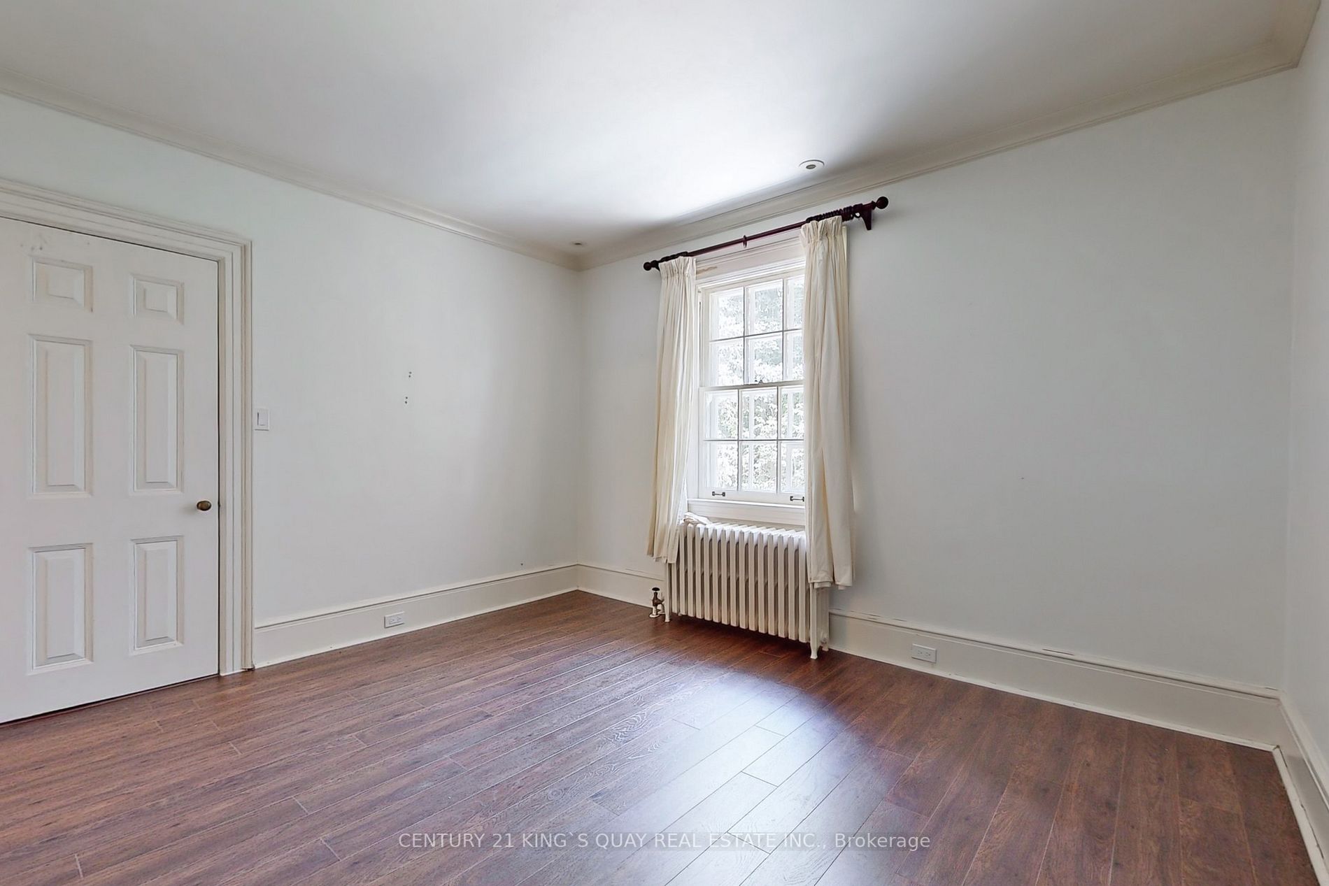 435 Russell Hill Rd